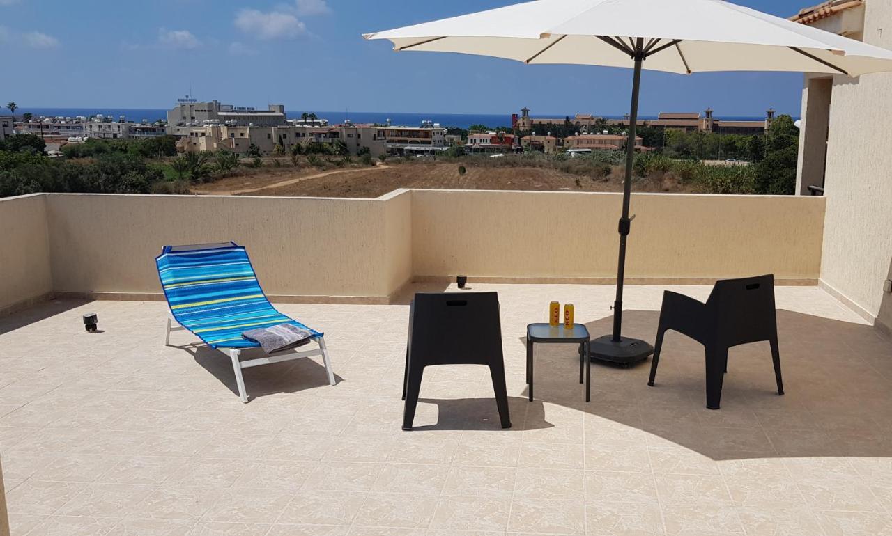 Sunny View - A Stunning Apartment With Private Rooftop Paphos Eksteriør bilde